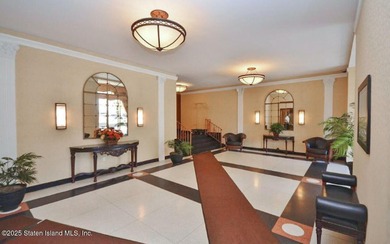 Location ! Location ! LUXURY hi rise , Staten Island best kept - photo 6