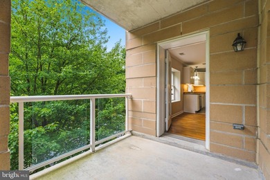 Welcome to easy, low-maintenance living in the heart of Mays - photo 17