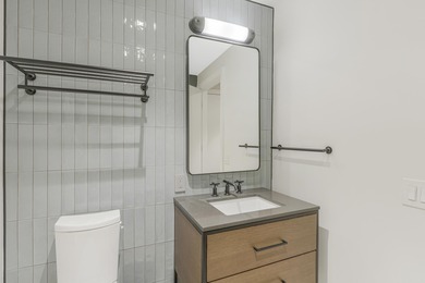 Residence 6C at 1425 Hudson is the kind of uptown waterfront