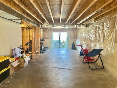PRICE DROP: Beautiful 2-story home with NO HOA and nearly 4,000 - photo 24