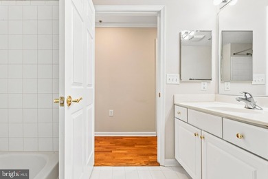 Welcome to easy, low-maintenance living in the heart of Mays - photo 29