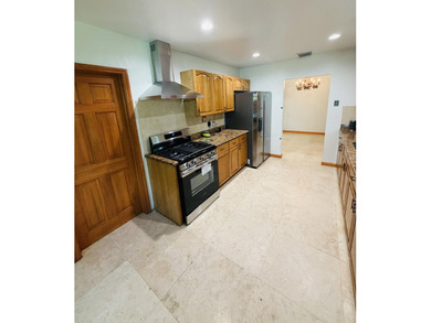 Spacious ranch featuring 4 bedrooms and 3 baths with open - photo 31