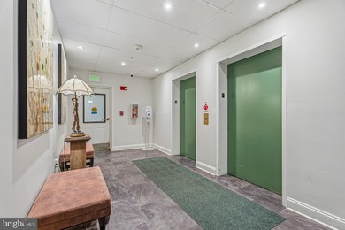 Welcome to easy, low-maintenance living in the heart of Mays - photo 34