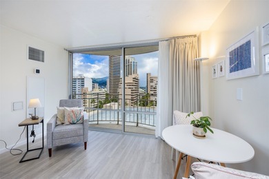 Situated at the entrance of Waikiki, Ilikai Marina features an - photo 7