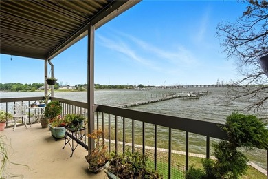 Elizabeth River Condo For Sale in Portsmouth Virginia