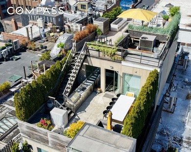 Penthouse at 42 White Street Crowning a landmarked 1835 - photo 3