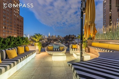 Penthouse at 42 White Street Crowning a landmarked 1835 - photo 5