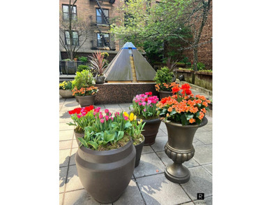 A rare opportunity to own on the Upper West Side in one of the - photo 2