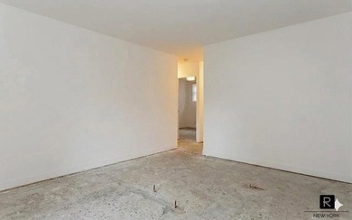 A rare opportunity to own on the Upper West Side in one of the - photo 5