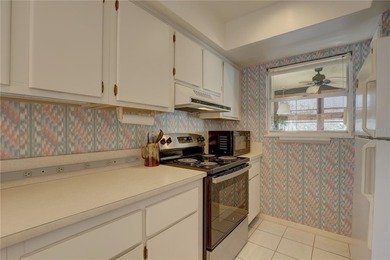 Under contract-accepting backup offers. Welcome to 428 Windrush - photo 18
