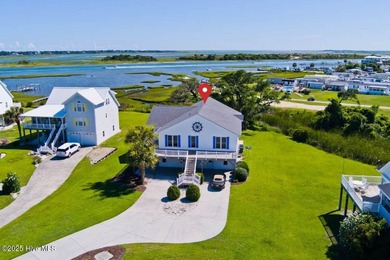 White Oak River - Carteret County Home For Sale in Cedar Point North Carolina