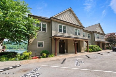 Lake Townhome/Townhouse For Sale in Caryville, Tennessee