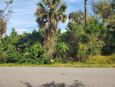 Port Charlotte Waterway Lakes Area Lot For Sale in Port Charlotte Florida