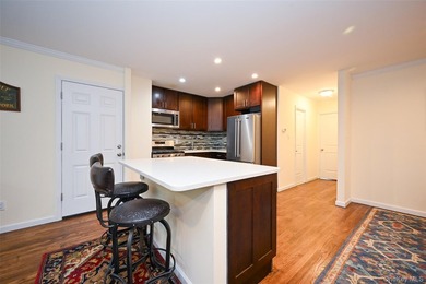 Beautifully maintained brick 2-family in prime Flushing location - photo 4