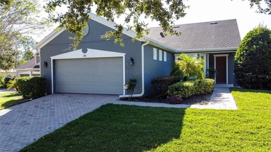 Schoolhouse Lake Area Home For Sale in Groveland Florida