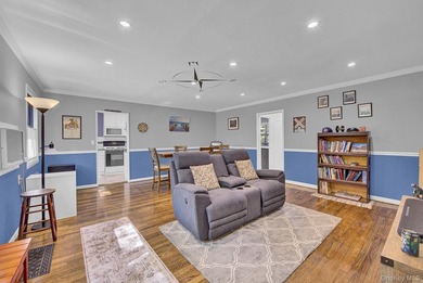 Welcome to this beautifully maintained lower unit, move-in-ready - photo 5