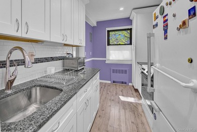 Welcome to this beautifully maintained lower unit, move-in-ready - photo 9