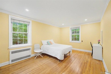 Welcome to this beautiful one-bedroom co-op located in the - photo 13