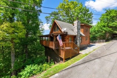 Lake Home For Sale in Sevierville, Tennessee