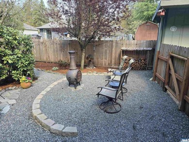 Beautifully Updated 3-Bedroom home sitting on a perfectly - photo 22