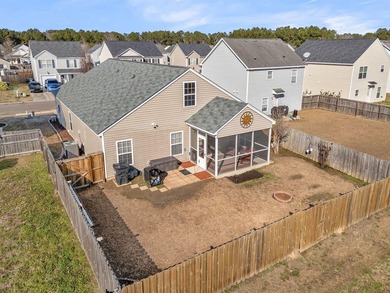 5 bedroom multigenerational home w/ main-level primary suite