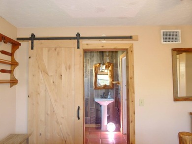 Charming 3/2 Home with Lake Okeechobee Access! Enjoy waterfront - photo 31