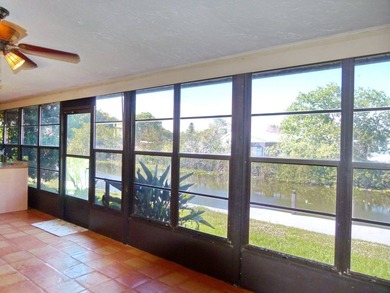 Charming 3/2 Home with Lake Okeechobee Access! Enjoy waterfront - photo 39