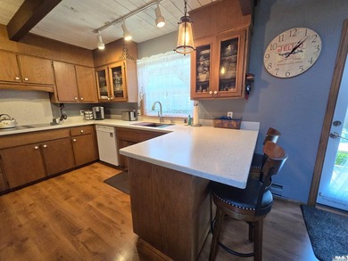 Beautifully Updated 3-Bedroom home sitting on a perfectly - photo 42