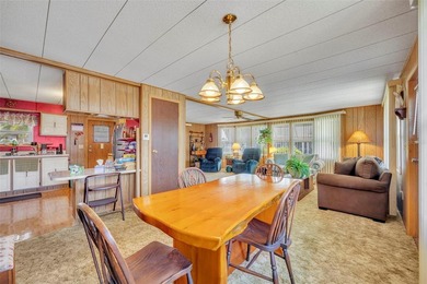 Welcome to the resident-owned 55+ community of Molokai, where - photo 12