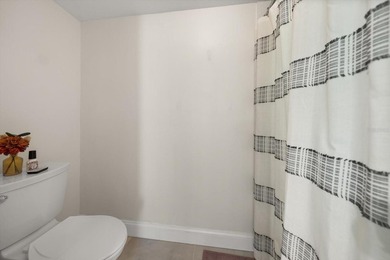 Enjoy the Florida lifestyle in the desirable gated community of - photo 12