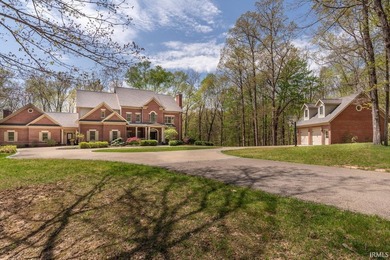 Enjoy the heirloom-quality finishes of this tasteful brick home - photo 4