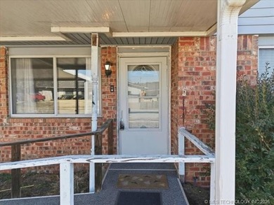 Move-in ready! This well-maintained 3-bedroom, 1-bath home