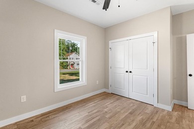 Custom-built 3 bedroom, 2 bath home situated on a spacious 1.5 - photo 17