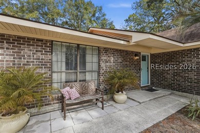 Ranch-style brick home off Sunset Blvd with no HOA! This 3 bed 2 - photo 2