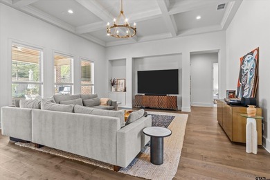 Located in the exclusive Barrett Heights, a section of Oak - photo 5