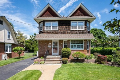 Welcome to 311 Locust Ave - a beautifully maintained early - photo 3