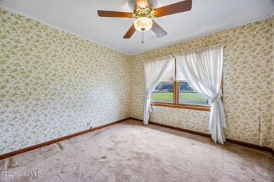 Discover a unique 1.86-acre property just minutes from Kings Bay - photo 12