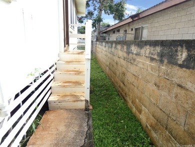Highly desired SFD in Wahiawa Heights on a nice sized lot! - photo 14