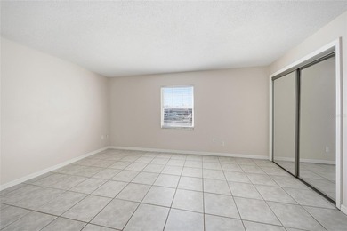 Welcome to this well-maintained 1-bedroom, 1-bathroom - photo 15