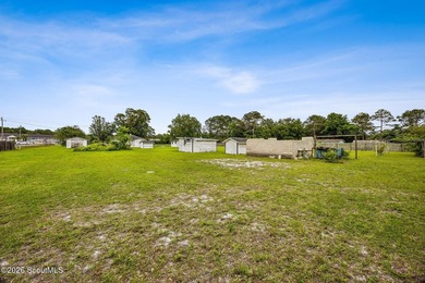 Discover a unique 1.86-acre property just minutes from Kings Bay - photo 24