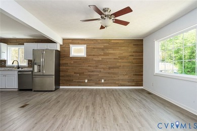 Through no fault of its own, this wonderful property is back on - photo 32