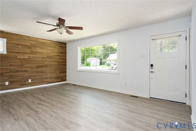 Through no fault of its own, this wonderful property is back on - photo 34