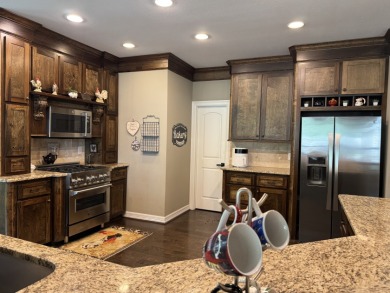 STUNNING Lake Livingston WATERFRONT! - photo 11