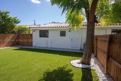 Investor Opportunity - Fully Rented Triplex in Prime Miami - photo 3