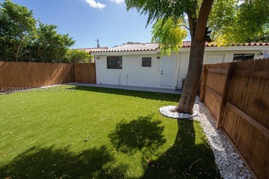 Investor Opportunity - Fully Rented Triplex in Prime Miami - photo 4