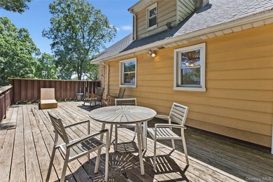 Discover this private retreat in the heart of Westchester - photo 17