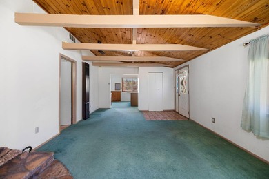 Plenty of potential with this spacious 3 bed 2 bath home on 10 - photo 22