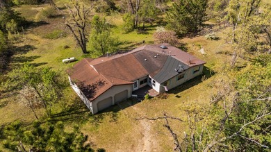 Plenty of potential with this spacious 3 bed 2 bath home on 10 - photo 37