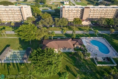 Lake Condo For Sale in Deerfield Beach, Florida