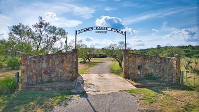 Golden Eagle Ranch - You have to see this one to believe it. The - photo 3